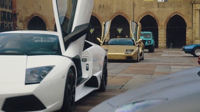 The beating heart of Lamborghini смотреть онлайн