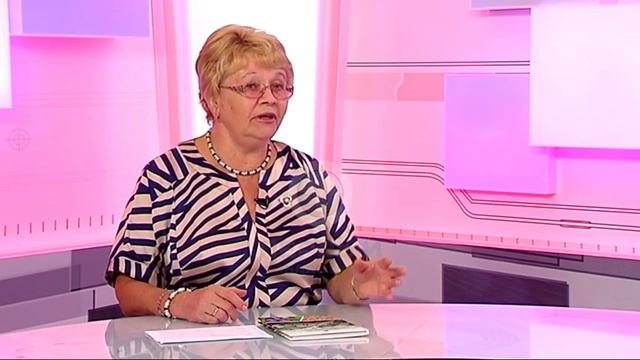 Программа " В центре внимания" интервью с Валентиной Синеговской. смотреть онлайн