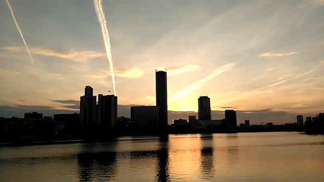 Timelapse. Yekaterinburg. Sunset. смотреть онлайн