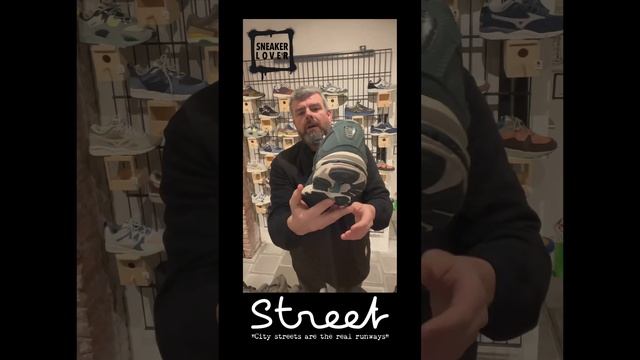 Mizuno WaveRider 10 PRM Green sneaker release смотреть онлайн