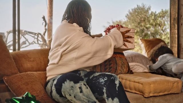 The UGG Holiday '19 Campaign - Featuring the Marley Family смотреть онлайн