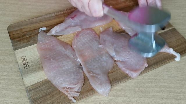 ВКУСНО, ПРОСТО. Куриные РУЛЕТИКИ в томате. Chicken ROLLS in tomato. смотреть онлайн