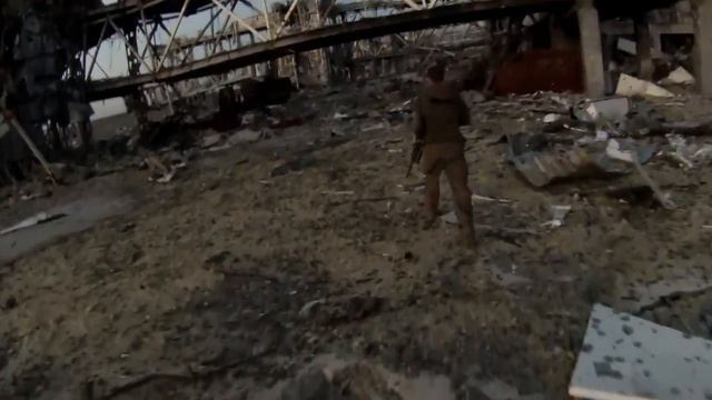 Донецкий аэропорт. Новый терминал смотреть онлайн