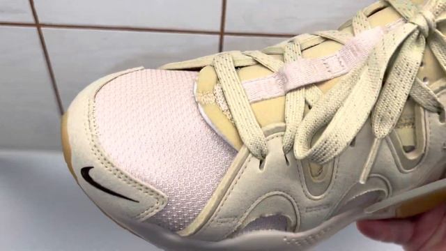 Nike Air Huarache Craft Sanddrift Womens Shoes смотреть онлайн