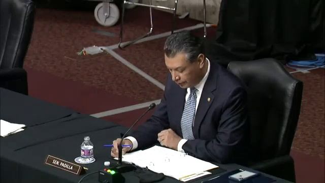 Sen. Alex Padilla | Hearing on Safe Drinking Water | EPW Committee смотреть онлайн
