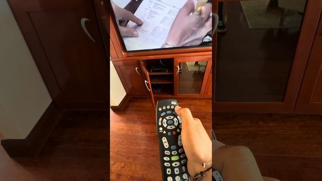 B5273 Living Room TV