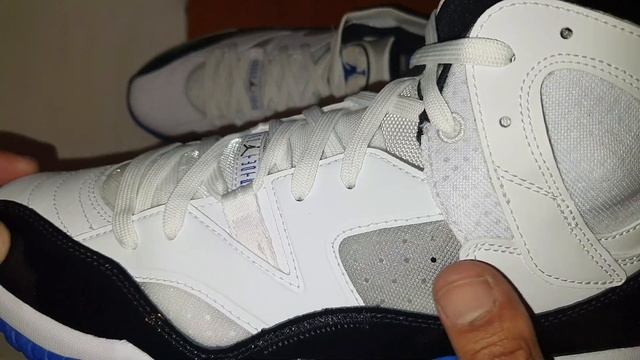 Jumpman Two Trey Game Royal, Black and White Jordan Basketball Sneakers смотреть онлайн