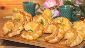 Плетеные булочки на молоке с начинкой