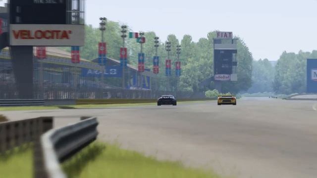 Lamborghini Sesto Elemento vs Saleen S7-R GT1 at Monza Road Course смотреть онлайн