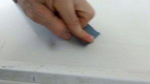 Как удалить следы алюминия с кафельной плитки.