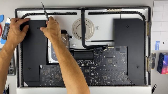 IMac A1419 (27-inch Retina 5K) Hard Drive Replacement