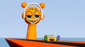 ОРЕН ИЗ СПРУНКИ ОХОТИТСЯ НА МАШИНУ МАККУИНА В "ЛУЧЕЗАРНОМ ДРАЙВЕ"!