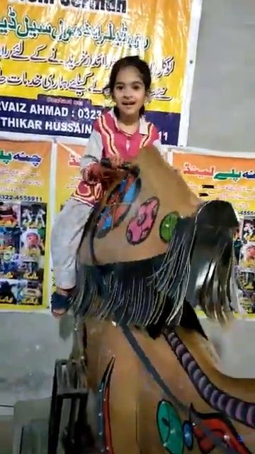 short video camel jhula | bacchon ka manpasand jula play land ma a gaya wo b اونٹ jula | Mahamkidst смотреть онлайн