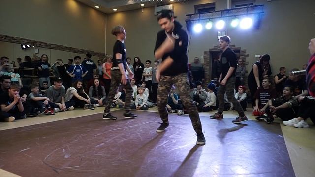 Round 8 | 3x3 | PREselect | SKY IS THE LIMIT | SPB | 19 03 17 - #bboy #bgirl #breakdance смотреть онлайн