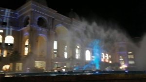 Шоу поющих фонтанов в Катаре