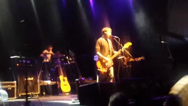 Нервы (Женя Мильковский ) - Бей мое сердце (Yotaspase, Москва, 19.05.2016) смотреть онлайн