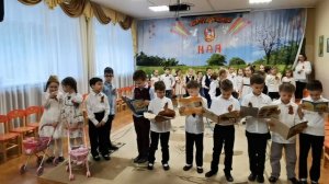 Начало праздника 9 мая в детском саду. Инсценировка ко Дню Победы.