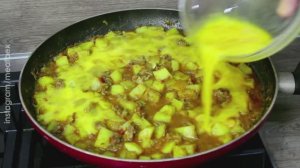 Быстрый Завтрак - Яичница с Тушёнкой и Картошкой