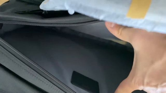 Tumi Alpha 3 briefcase unboxing смотреть онлайн