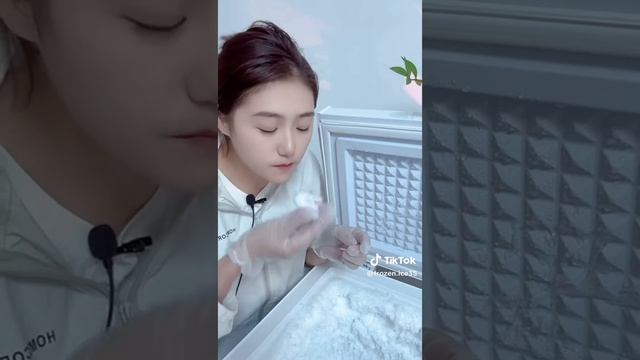 мукбанг льда из морозилки! смотреть онлайн
