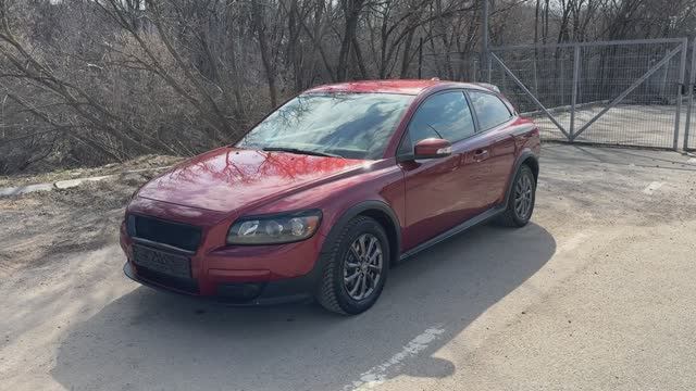 Volvo C30 (2007) смотреть онлайн