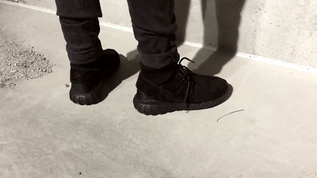 TUBULAR DOOM смотреть онлайн