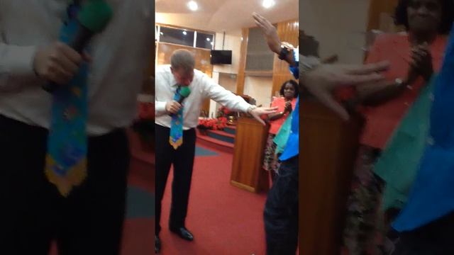 Prophet Richard Hayes Ministering to Apostle Michael Hunter 1.2.14 смотреть онлайн