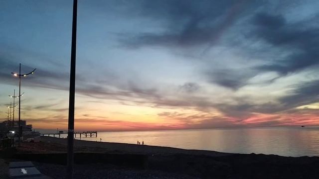 Beautiful Sunset on the beach 😍 🌊 🌴🌊 Batumi смотреть онлайн