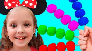 Акулёнок Ту ру ру - Песенка на английском для детей малышей - Видео для детей