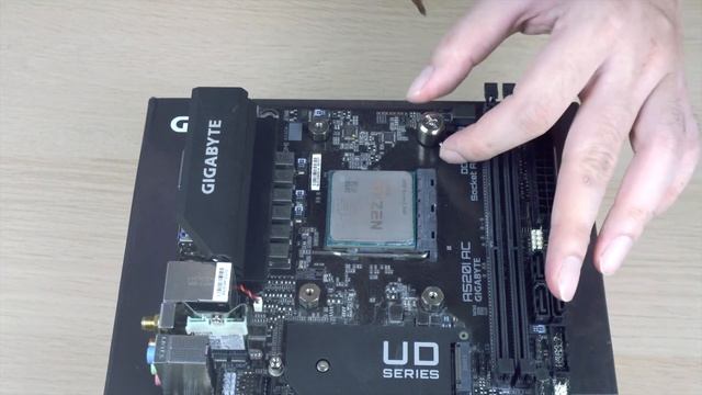 Cooler Master MASTERAIR G200P - CPU Cooler Mini Untuk Casing Mini-ITX смотреть онлайн