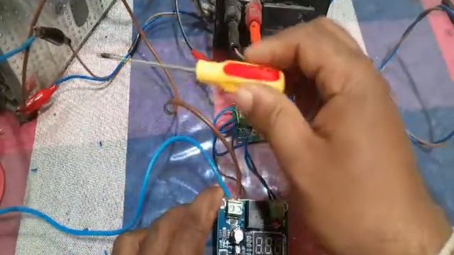 How to use XH-M609 DC voltage protection module With 30A Relay Module || XH-M609 || 30A RELAY MODUL смотреть онлайн