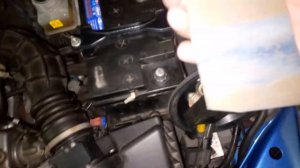 👉🔋Чистим клеммы АКБ до блеска и смазываем - или как ездить долго на одном аккумуляторе!