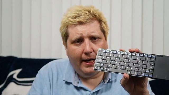 8 Media Center Keyboard Touchpad Combos Tested - Live Stream смотреть онлайн