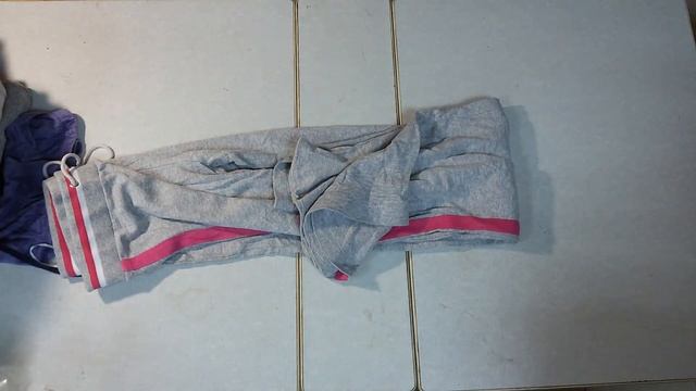 Jogging bottom - штаны спорт и дом с миним износом или без, пакет 2, 40ед, 15кг, 7.5евро за кг смотреть онлайн