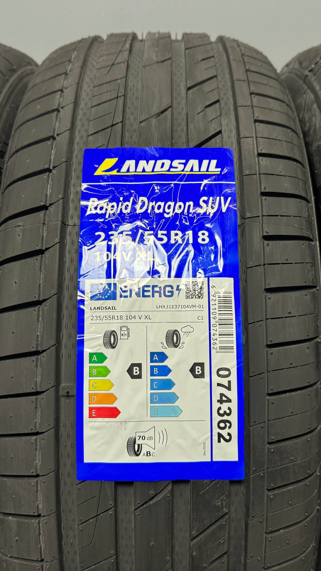 RapidDragon SUV