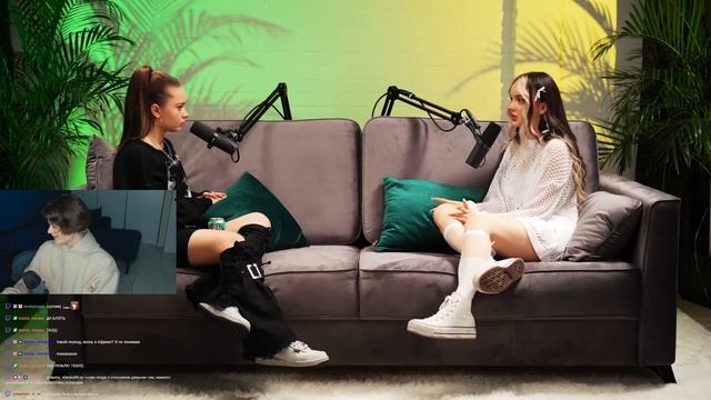 СЫР СМОТРИТ ШОУ «ГРЯЗЬ» - ДАРЬЯНА "ОН ЗАСТАВЛЯЛ МЕНЯ?!" смотреть онлайн