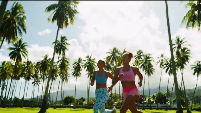 Introducing ROXY x Mizuno смотреть онлайн