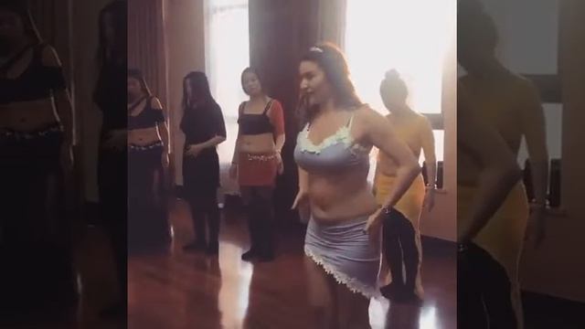 Belly dancing Must watch....... смотреть онлайн