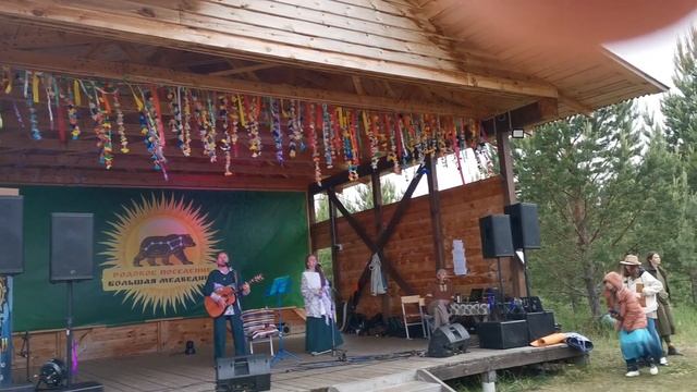 Андрей и Татьяна Шадровы на фестивале Перволетье - 2024 смотреть онлайн