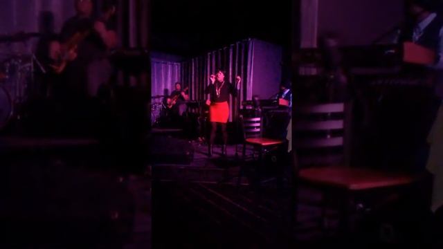 Jazmine Sullivan - Bust Your Windows смотреть онлайн
