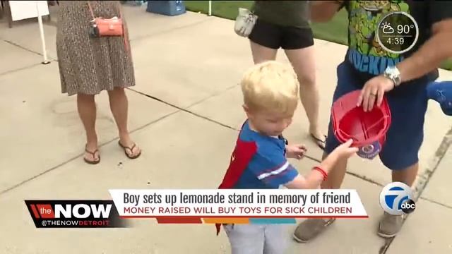Boy sets up lemonade stand in memory of friend who died from cancer смотреть онлайн
