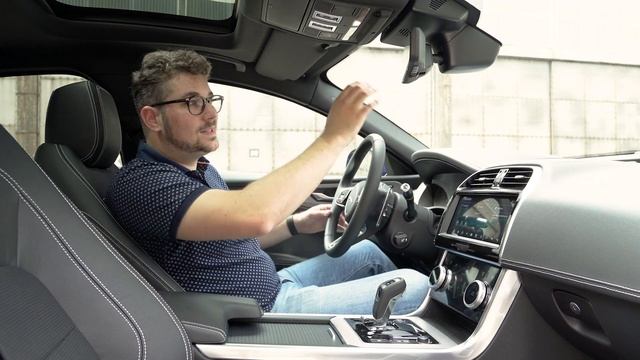 2020 Jaguar XE P250 Review смотреть онлайн
