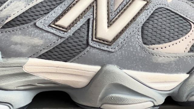 New Balance 9060 Grey