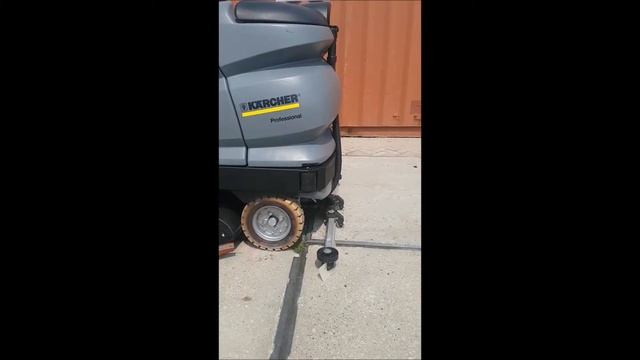 Scrubber Drier Karcher BR 120- 250 RI Bp Pack, Detail Squeegee Unit смотреть онлайн