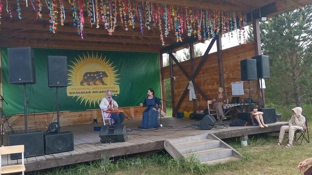 Владимир и Наталья Борисовы на фестивале Перволетье - 2024 смотреть онлайн