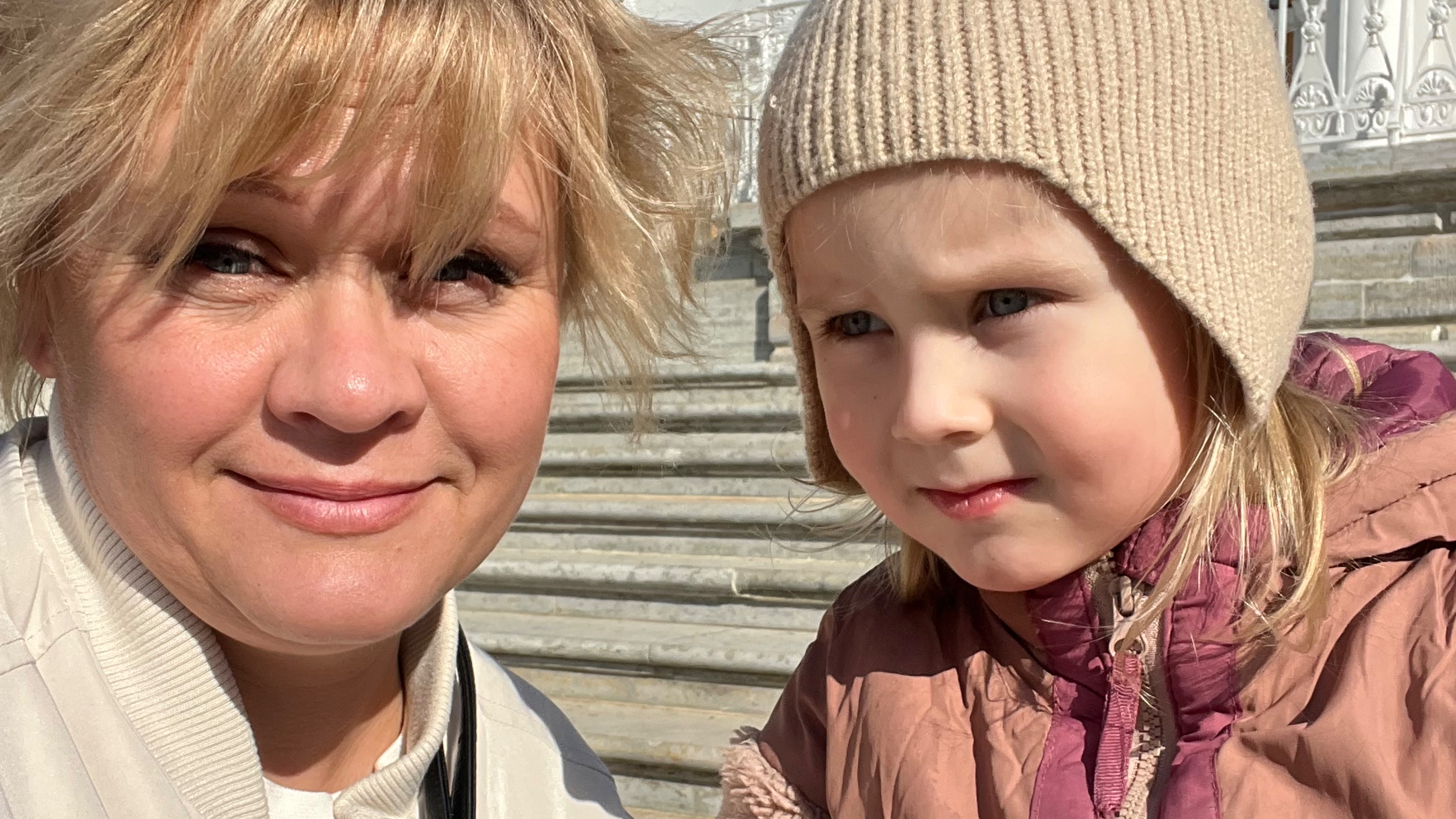 ЕЛАГИН ОСТРОВ.ПРОГУЛКА С АЛИСОЙ. смотреть онлайн