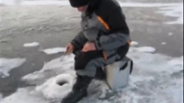 Вьюжная рыбалка. 06.01.2013, Кийлов. смотреть онлайн