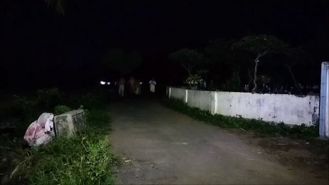 PRANK SAHUR 2022|| JEBAKAN POCONG DI KUBURAN|| Best Indonesian Prank#prank#prankvideo #prankpocong
