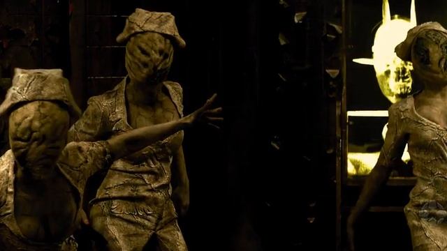 Silent Hill: Revelation 3D - Comic Con 2012 Panel Footage смотреть онлайн