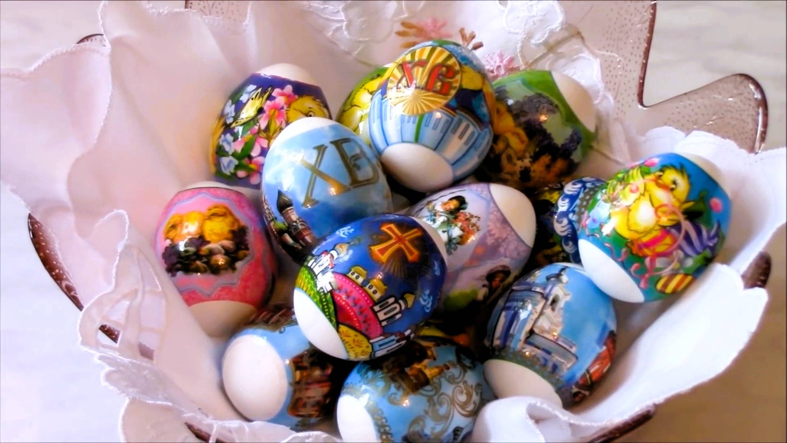 Как правильно варить яйца для пасхи и украсить их термоэтикетками.